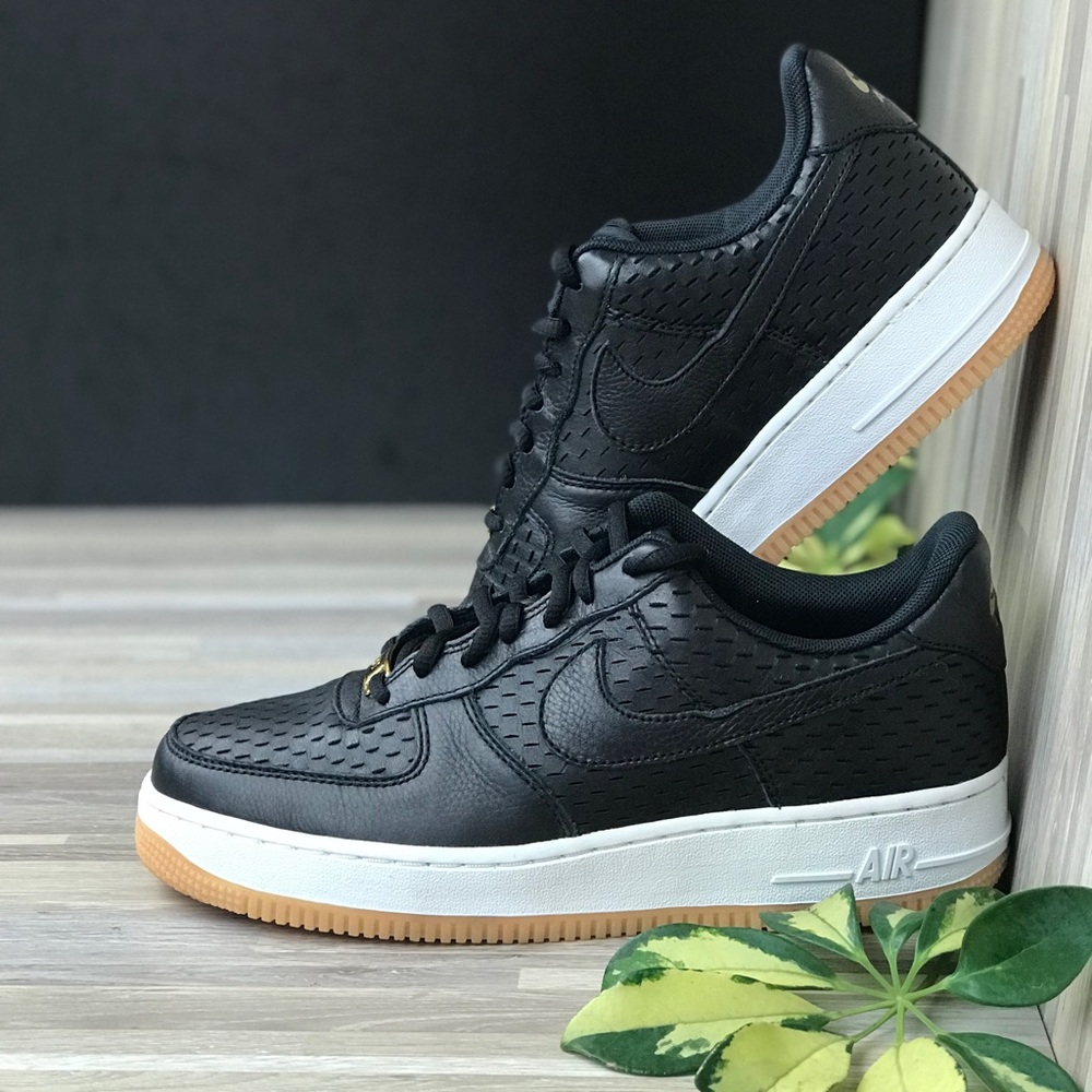 NWT Nike Air Force 1’07 PRM Black Gold WMNS - Picture 2 of 8