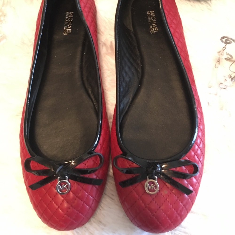 Michael Kors flats. NWT