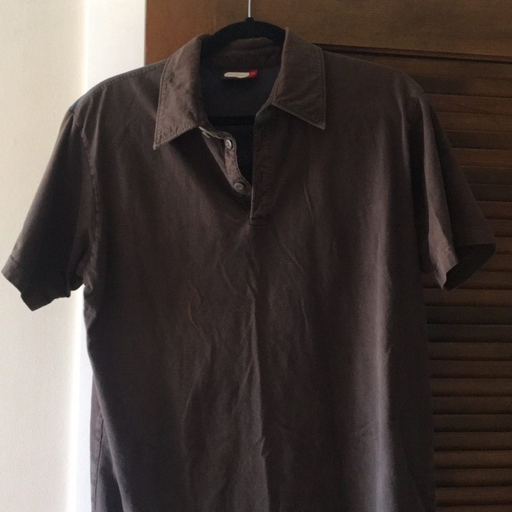Men’s half button down collar shirt