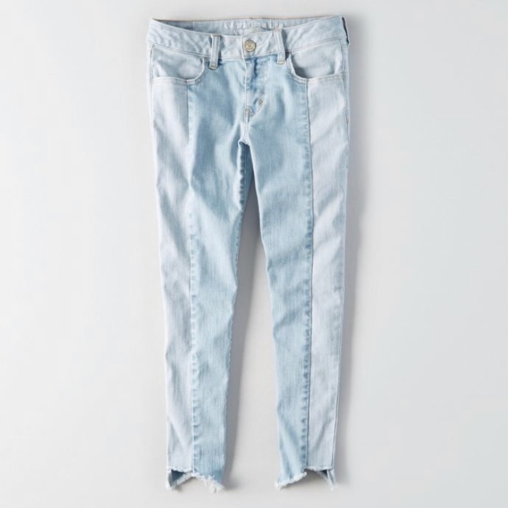 AEO NWOT denim crop two toned pants frayed ✨