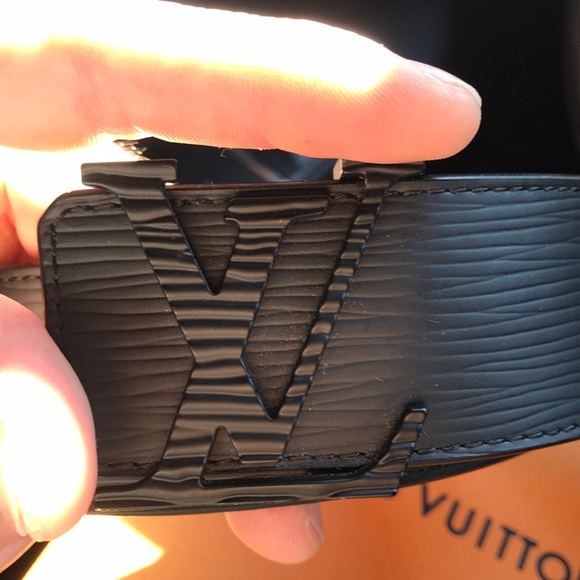 Black Matte Louis Vuitton belt - Picture 3 of 3