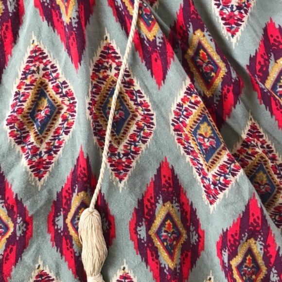 Xhilaration Tribal Tank Top - Picture 2 of 5