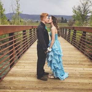 Meet your Posher, Crystal