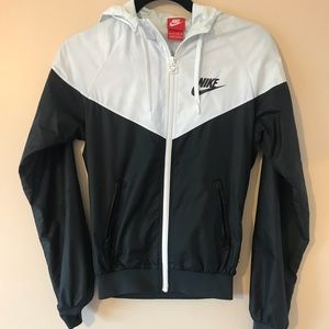Nike windbreaker