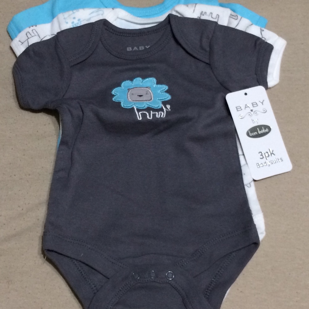 🆕 ✨Price Reduced 3 pk bodysuits