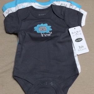 🆕 ✨Price Reduced 3 pk bodysuits