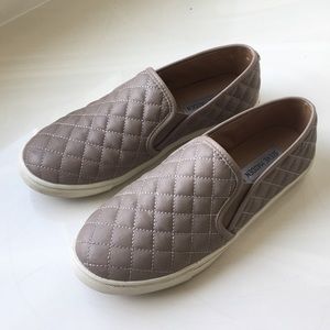 Steve Madden Women’s Ecentricq slip on sneakers