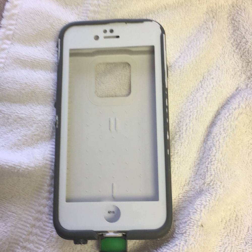 Life proof case iPhone 6