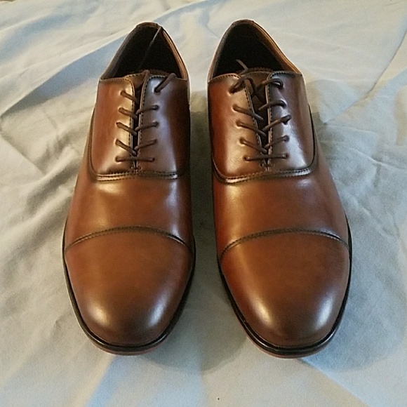 Men's Brown Dress Shoes - Picture 3 of 4