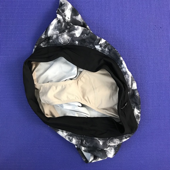 Lululemon Speed Short - Picture 4 of 5