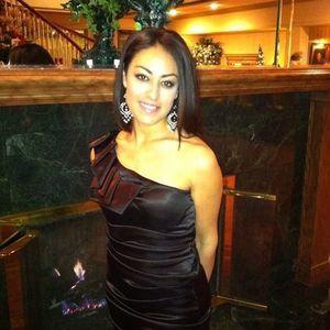 Meet your Posher, Adrienne