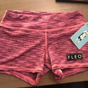 XS FLEO shorts