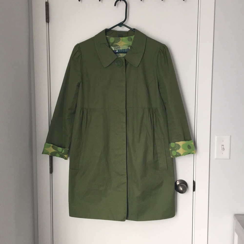 Green pea coat