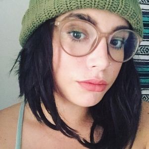 Meet your Posher, Ali