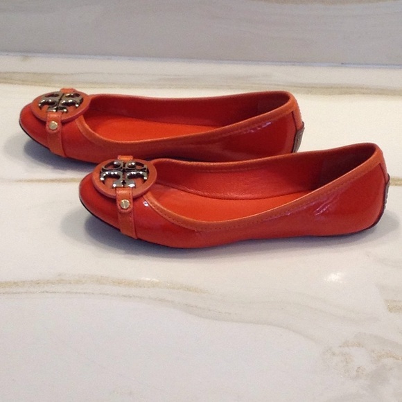 Tory Burch shoes size 5 1/2 - Picture 3 of 4