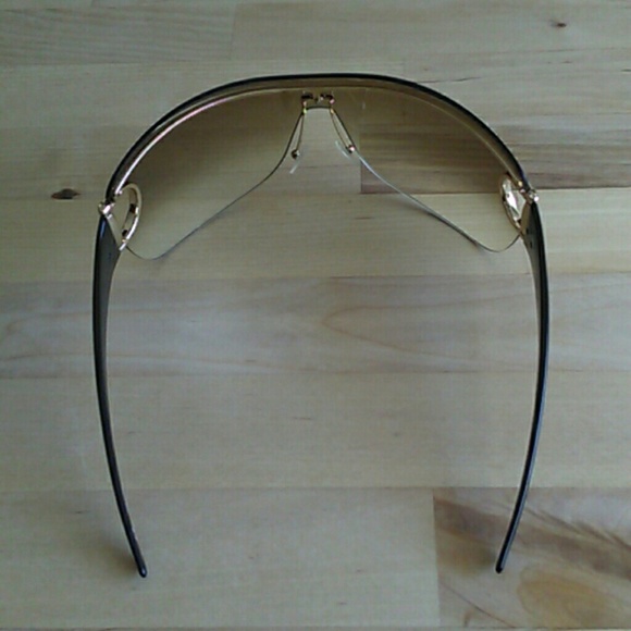GUCCI sunglasses main image 8