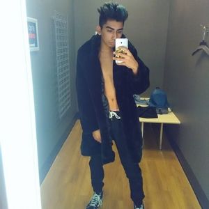 Meet your Posher, Juan