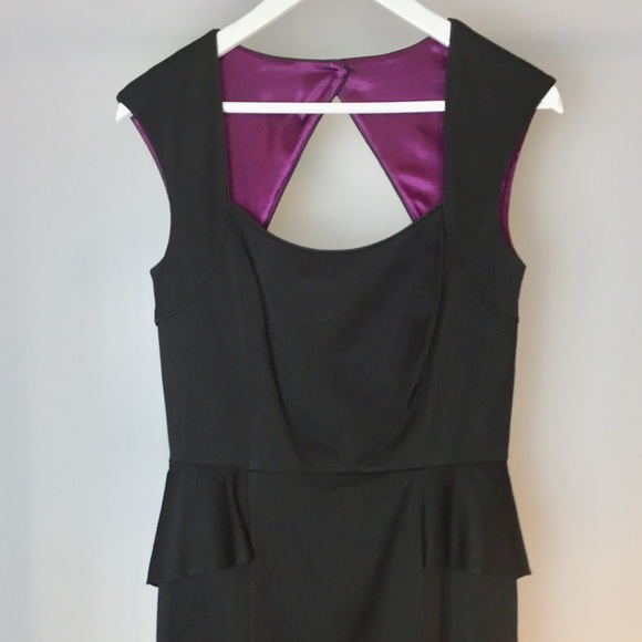 Stylish Classic Cut Black Dress - Picture 3 of 6