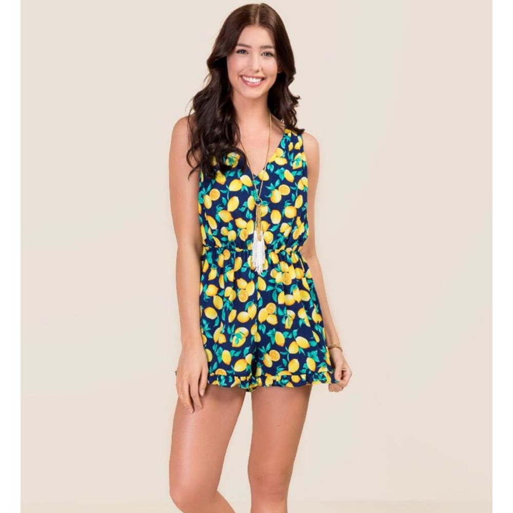 NWT Francesca’s Lemon Tie Romper