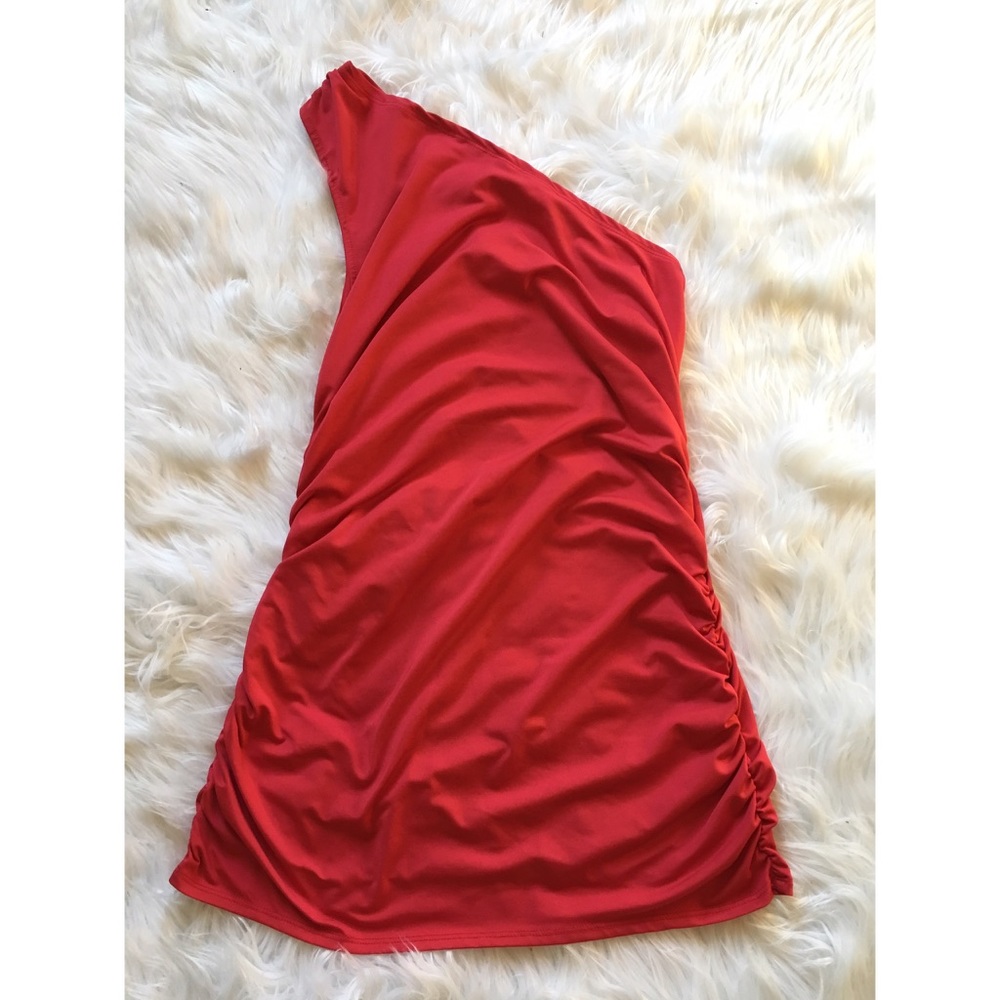 Single Shoulder Shirt