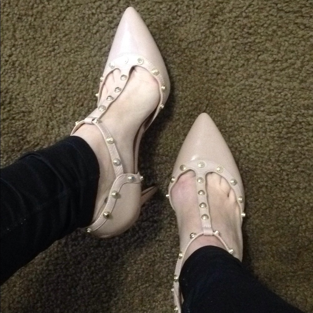 Blush pink Halogen pumps