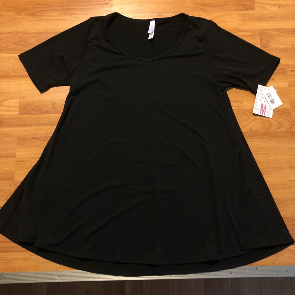 Solid Black Perfect T!!!