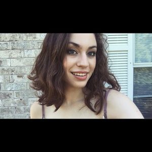 Meet your Posher, Callandra