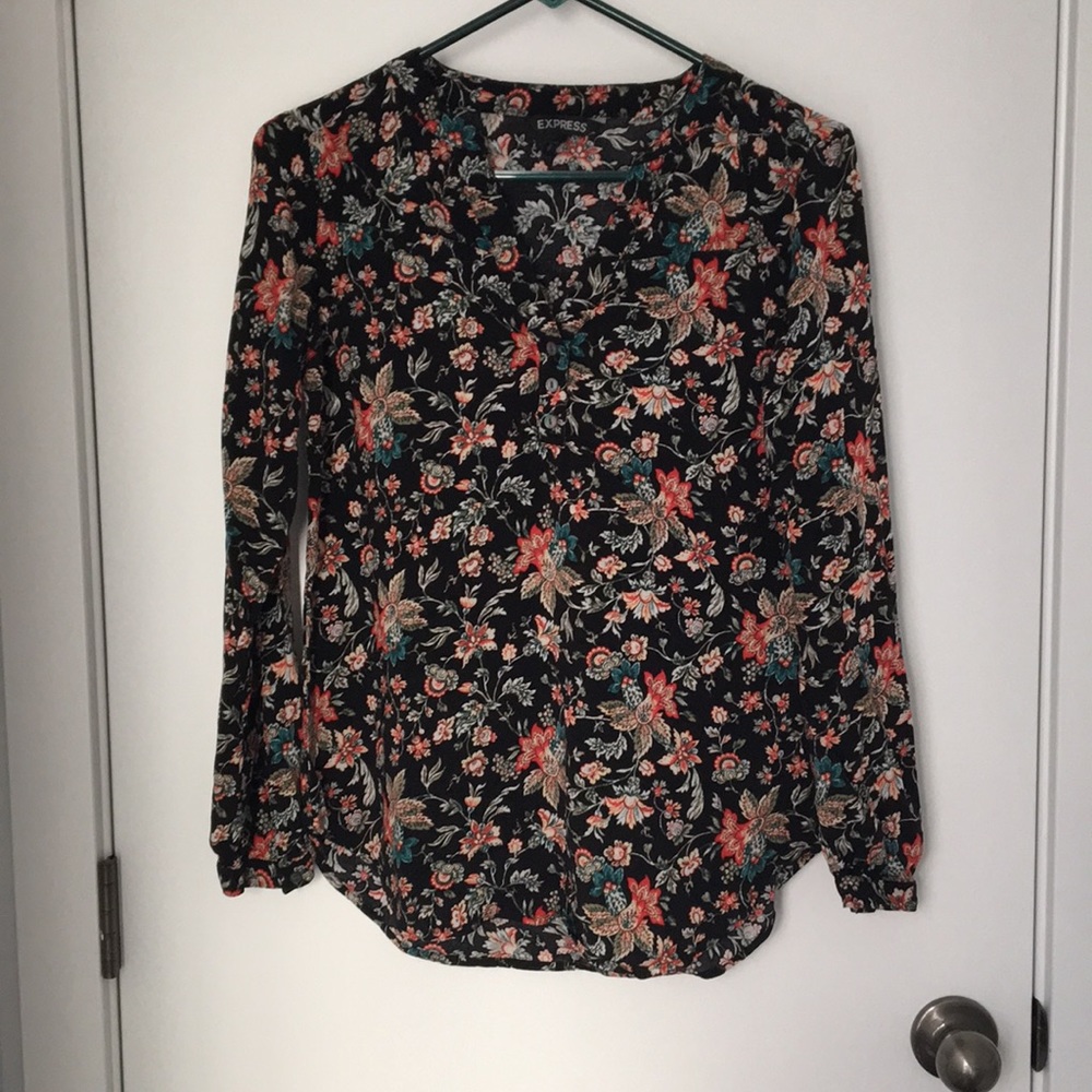 Black shirt/blouse