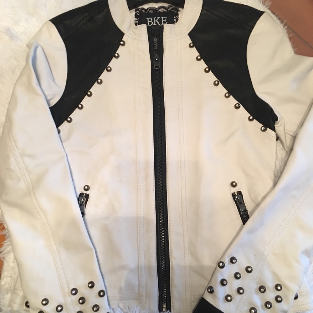 BUCKLE FAUX LEATHER AND RHINESTONE JACKET