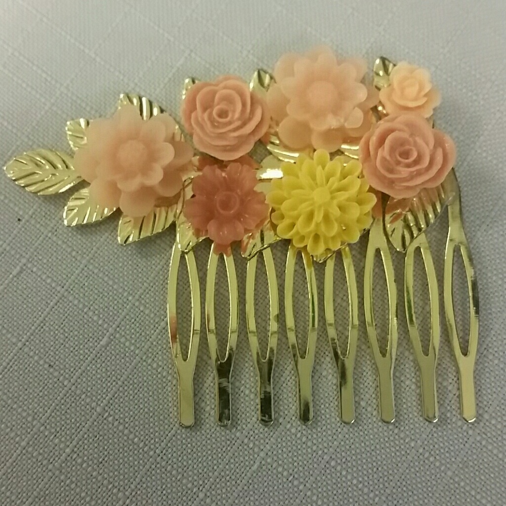Flowers Statement Comb Hair Clip
