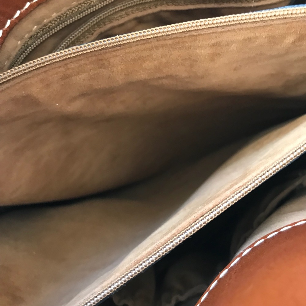 π«SOLDπ«Patricia Nash Lavello sling bucket tooled - Picture 7 of 8