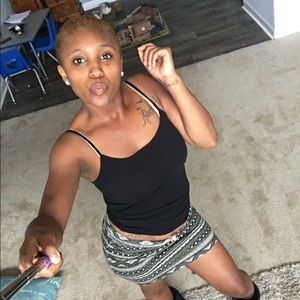 Meet your Posher, Alyssa