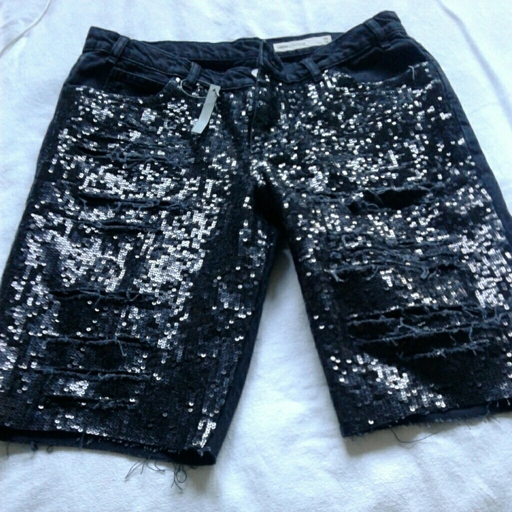 ASOS ripped Denim short black size 14 never worn