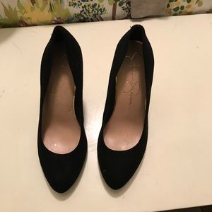 Jessica Simpson black pumps - size 7