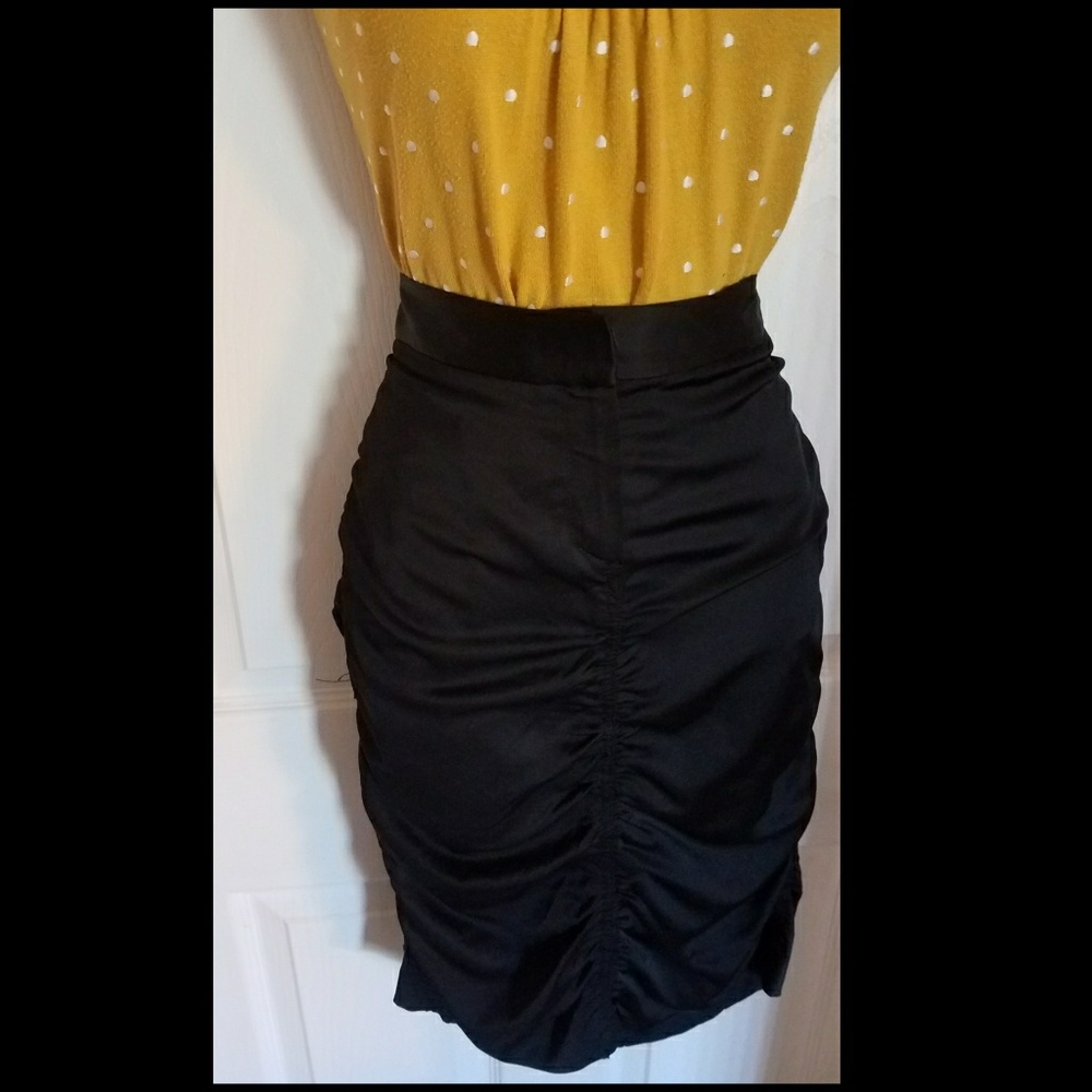Theory Black pencil skirt