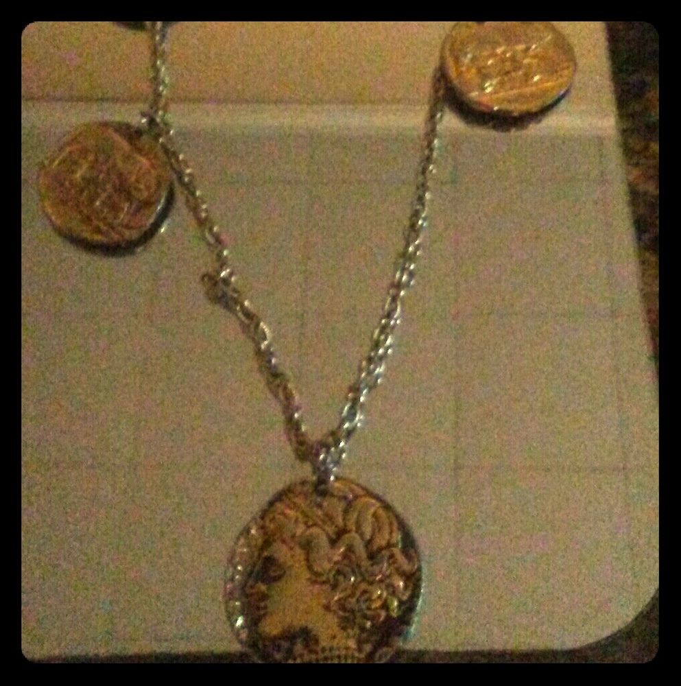 Gold medallions necklace