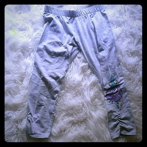 Grey leggings with purple rose print