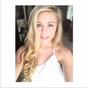 Meet your Posher, Ava