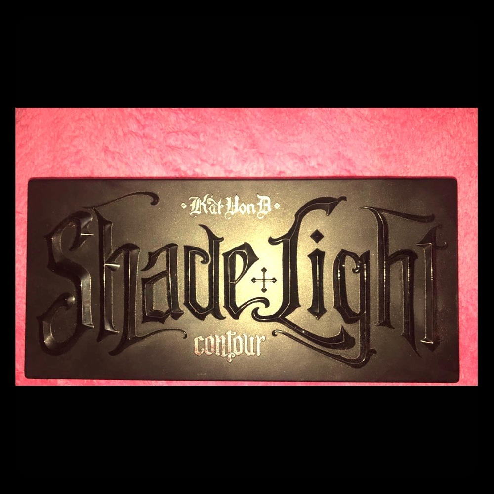 Kat Von D shade and light contour pallet