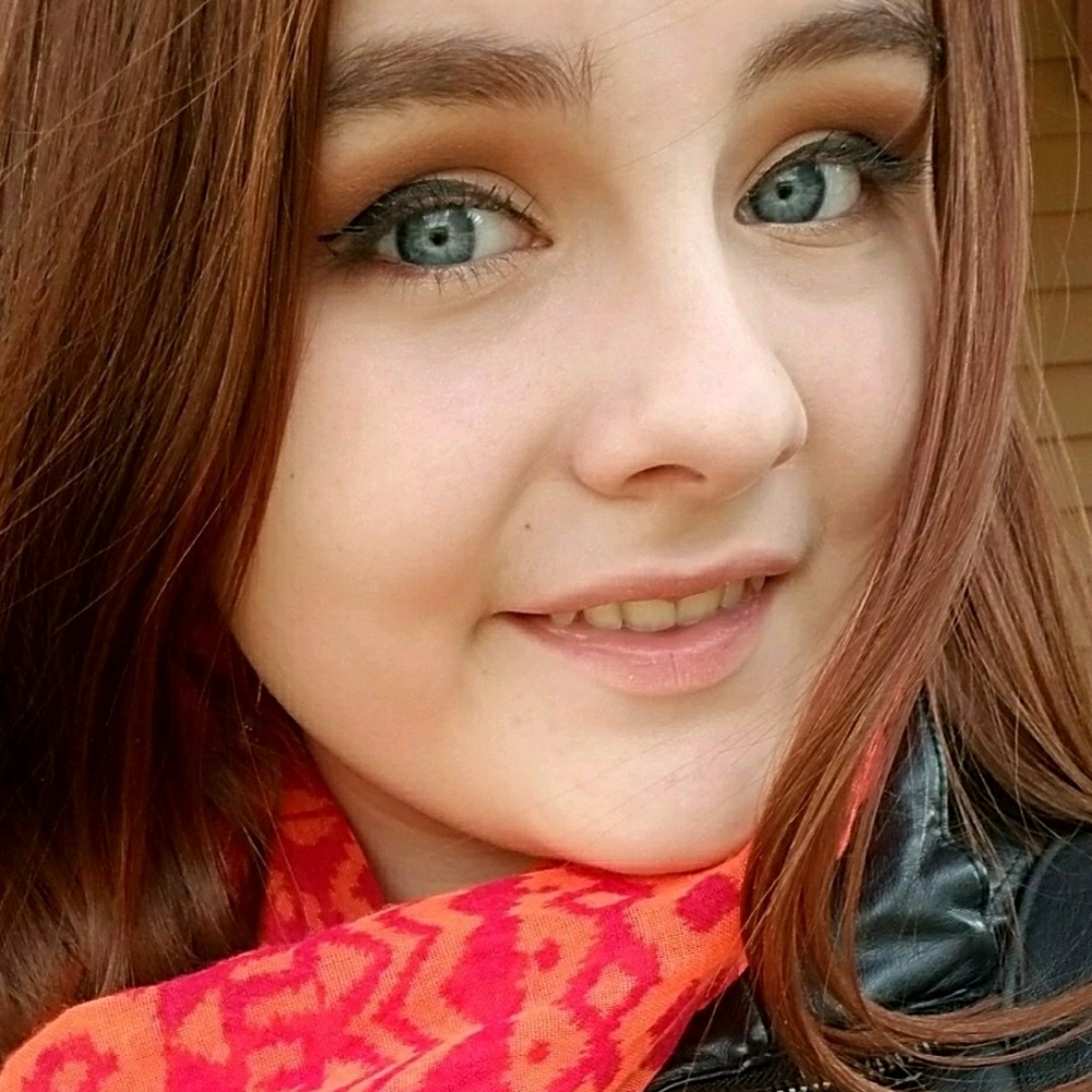 Meet your Posher, Courtney