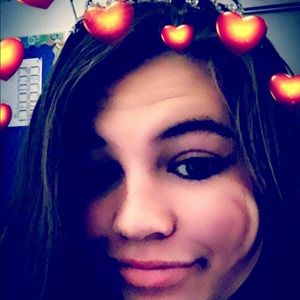 Meet your Posher, Lexi