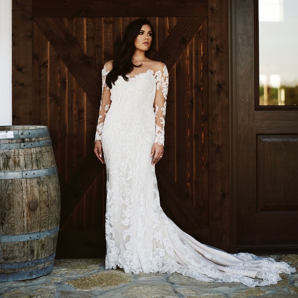 Meet your Posher, Mia - Picture 2 of 6