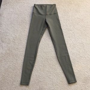 lululemon wunder under hi rise army green size 4