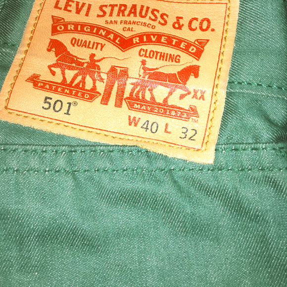 Levi 501 Jeans - Picture 1 of 5