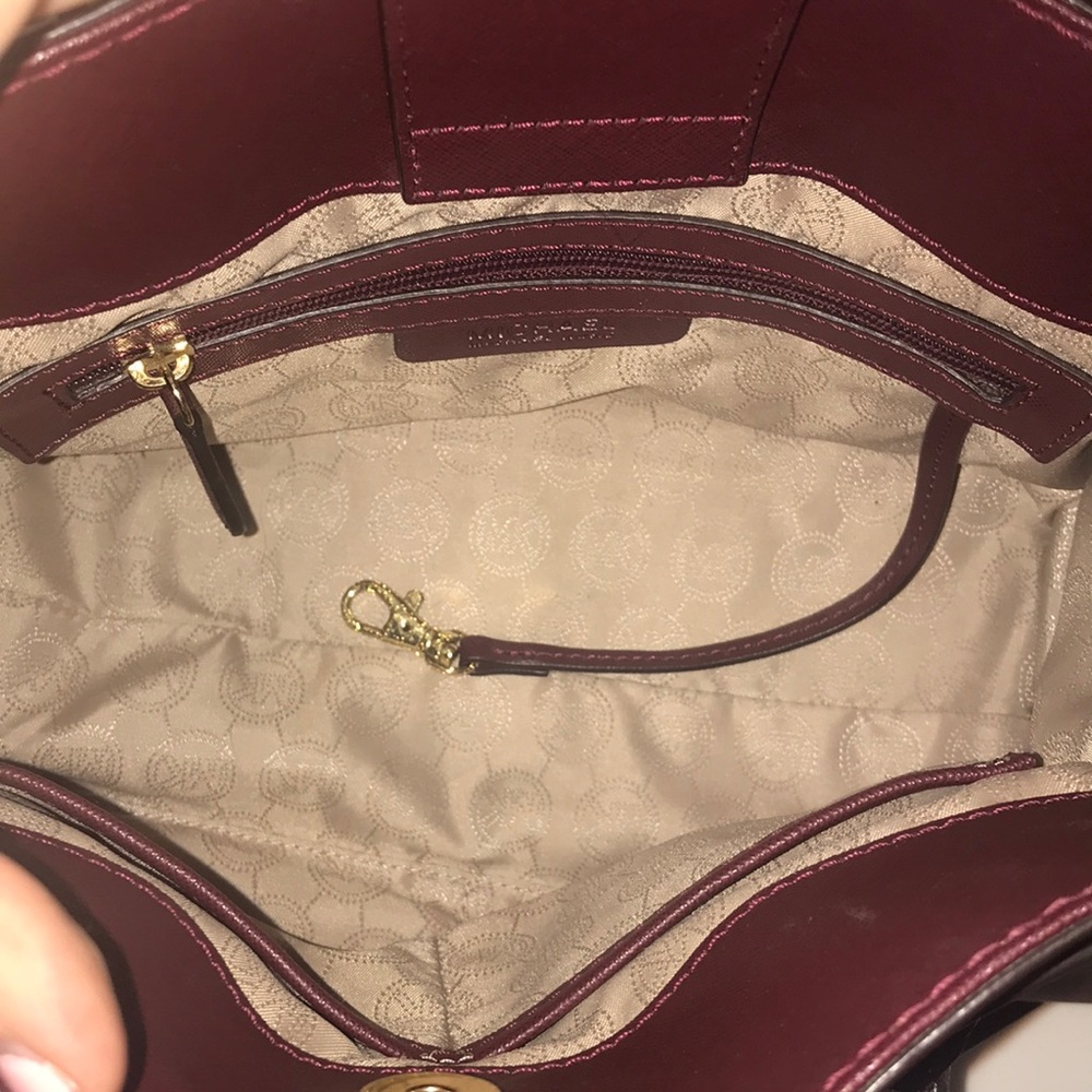 Michael Kors Hamilton - Picture 7 of 8