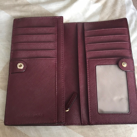 Michael Kors Hamilton - Picture 5 of 8