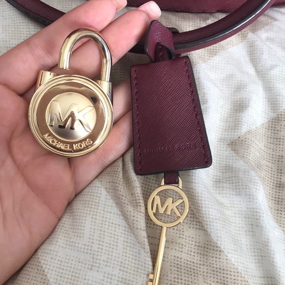 Michael Kors Hamilton - Picture 4 of 8