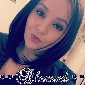 Meet your Posher, Yolanda