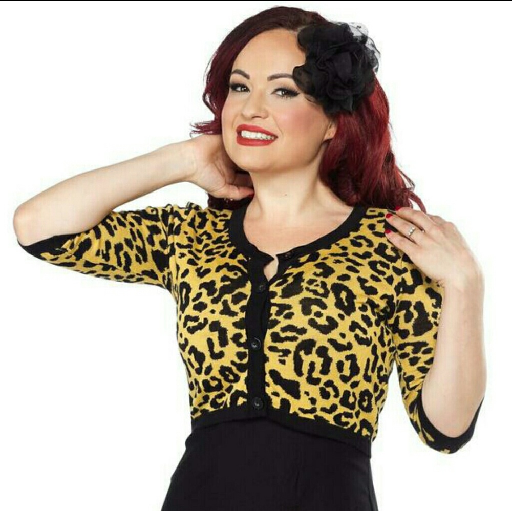 Cropped Cheetah Cardigan