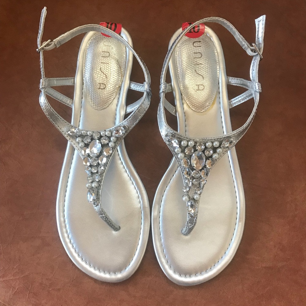 NEW Unisa sandles size 10 women.